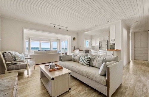 Lake Township House | Cloud Nine