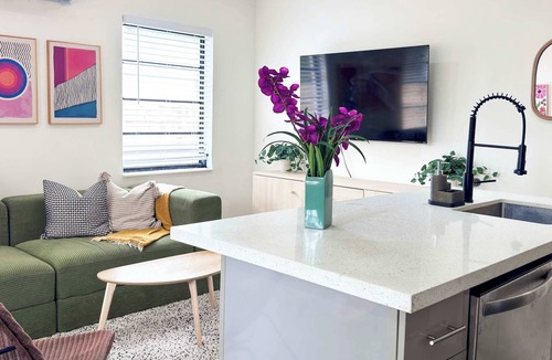 Wilton Manors Apartment | Cloud Nine - Wilton Drive, Jacuzzi, Backyard