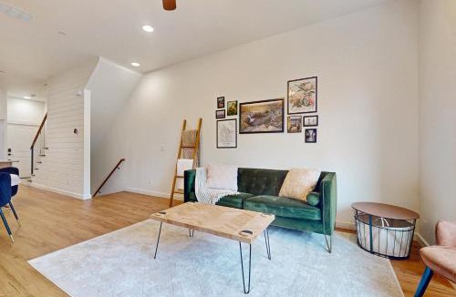 Hilltop House | Cloud View Haven