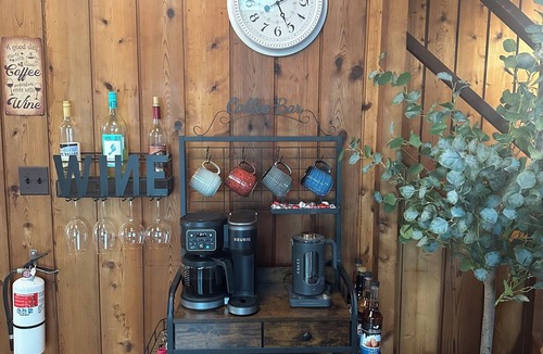 Naples Ski Chalet | Cloud Wine Canandaigua- Hot tub & Lake Views in FLX Wine Country