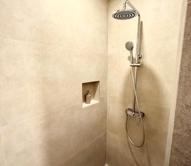 Mocici Apartment | Cloud9 Airport Rooms