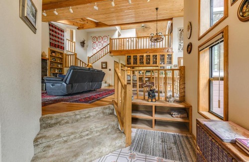 Cloudcroft House | Cloudcroft Mtn Home w/Patio, Walk to Golf Course!