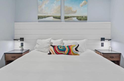 Seneca House | Cloudwalker on Keowee