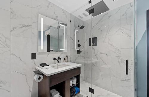 Seneca House | Cloudwalker on Keowee