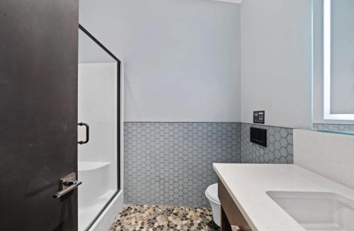 Seneca House | Cloudwalker on Keowee