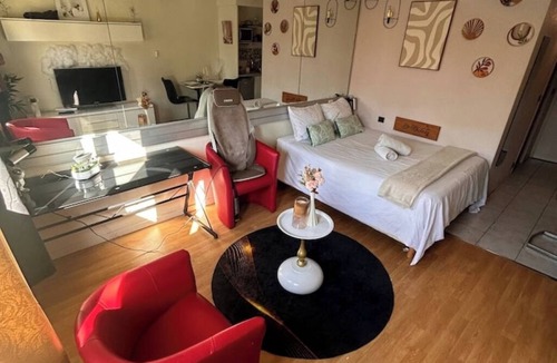 Carquefou Apartment | Cloudy Escape - Calm, Elegance and Absolute Relaxation