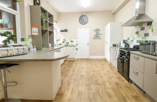 Great Yarmouth Cottage | Clover Court