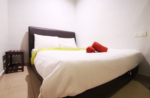 Kampung Bahasa Kapor Hotel | Clover Hotel Port Dickson