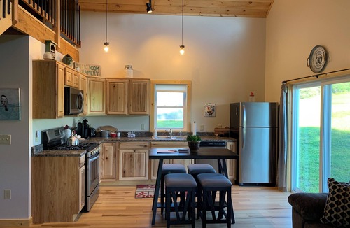 Stowe Area Cabin | Clover Meadow "Barn" Modern, spectacular views close to skiing & wedding venues