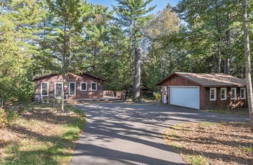 Eagle River House | Clover Pines