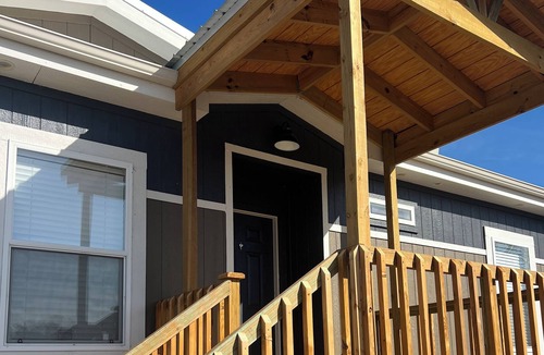 Strawn House | Cloverleaf Crossing, Small Town Charm!