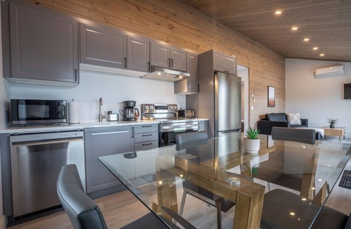 St-Bernard-de-Lacolle Ski Chalet | Club de Golf International 2000 inc. - Chalet 2
