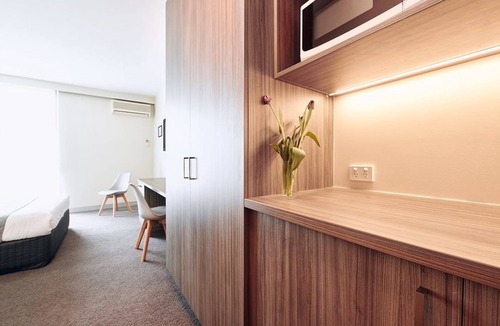 Laverton Hotel | Club Laverton Motel