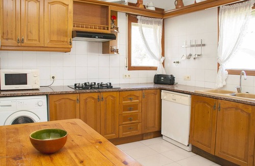 Cunit Villa | Club Villamar - Beautiful spanish villa with fenced pool, a perfect election for families with ch.