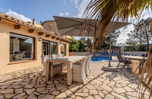Lloret de Mar Villa | Club Villamar - Nirwana