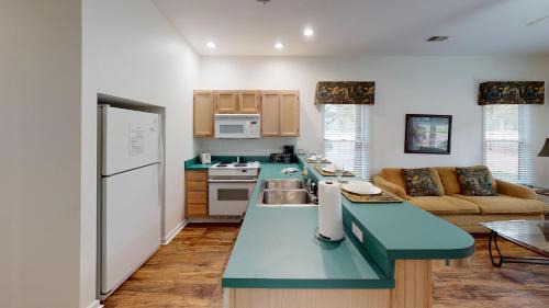 Sunset Beach House | Club Villas Unit 23A - Lower Level