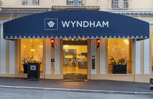 Lower Nob Hill Resort | Club Wyndham Canterbury