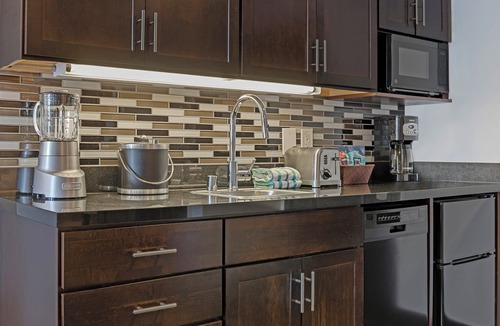 Lower Nob Hill Hotel | Club Wyndham Canterbury