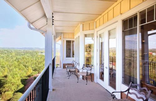 Table Rock Resort | Club Wyndham Mountain Vista