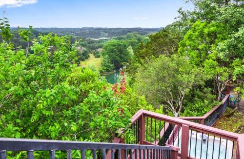 Gruene House | Clutter Falls Retreat - Main House