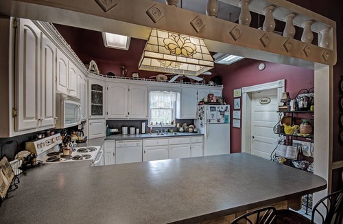 Harperville Bed & Breakfast | Clyde and Marie's Bed & Breakfast