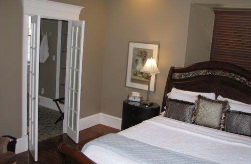 Lanark Bed & Breakfast | Clyde Hall Bed and Breakfast