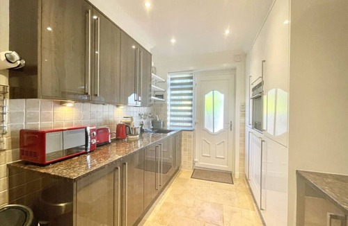 Glasgow House | Clyde Villa Apartment