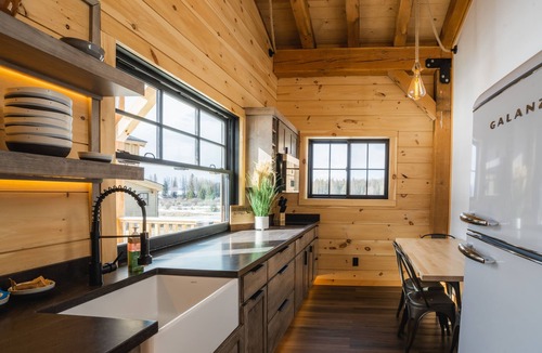 Whitefish House | Clydesdale Outpost