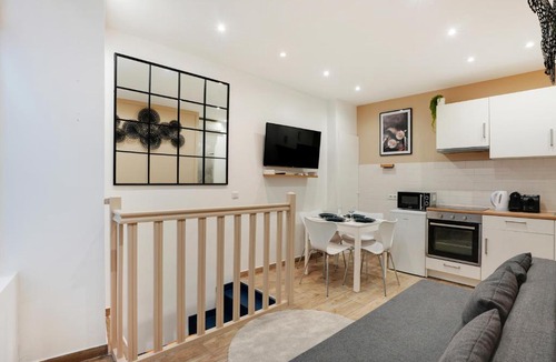 Saint-Fargeau Apartment | CMG Manouchian R - Saint Fargeau