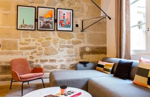 Arsenal Apartment | CMG - Place des Vosges