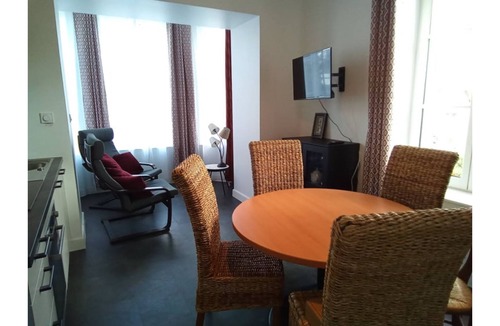 Bagnoles-de-l'Orne Apartment | Comfortable T1 with Bow window - option 4 people