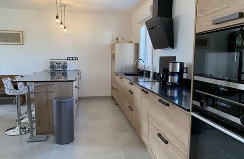 Neville House | Co'normandy - NEVILLE