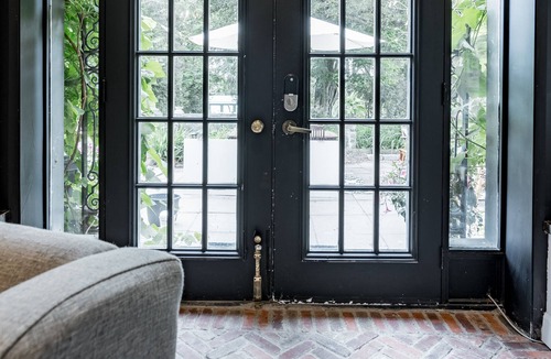 Hamilton Township House | 🍃COACH HOUSE