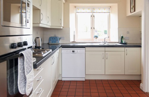 Kidlington House | Coach House - converted barn with scenic views