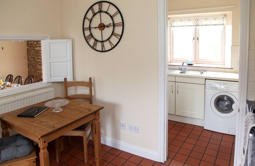 Kidlington House | Coach House - converted barn with scenic views