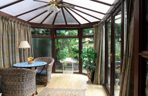 Bournemouth Bed & Breakfast | Coach House Cottage