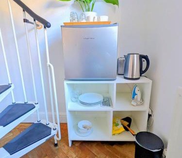 Brixton Hill Apartment | Coach House in Brixton