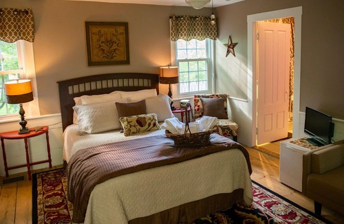 Salsbury Cove Bed & Breakfast | Coach Stop Inn