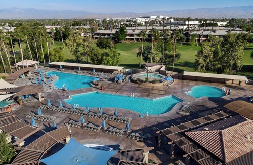 Palm Desert Apartment | COACHELLA Marriott's Desert Springs Villas Kitchenette, access to resort