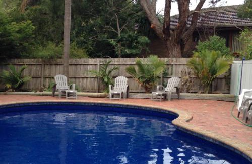 Cowes Hotel | Coachman Motel and Holiday Units