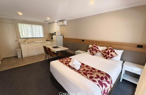 Cowes Hotel | Coachman Motel and Holiday Units