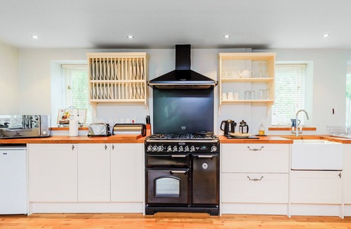 Eye Cottage | Coachman's Cottage - UK11449