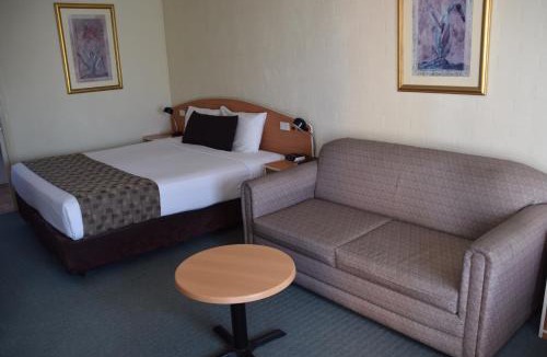 Kelso Hotel | Coachman's Inn Motel