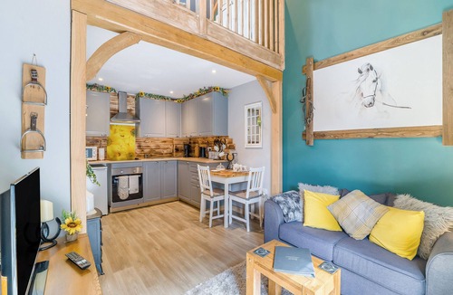 Bisterne Cottage | Coachmans Cottage - UK50418