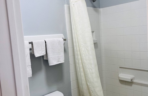Luling Hotel | Coachway Inn