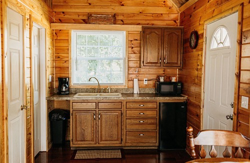 Trenton Cabin | Coal City Bluff Cabin