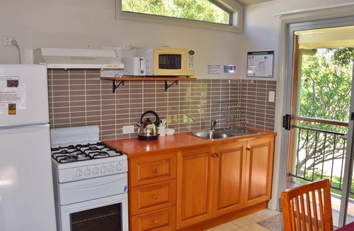 Rainbow Reach Cabin | Coast & Country Cabin 2