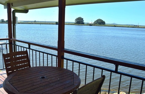 Rainbow Reach Cabin | Coast & Country Cabin 2