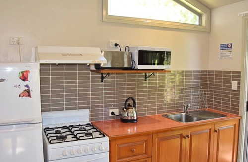 Rainbow Reach Cabin | Coast & Country Cabin 5