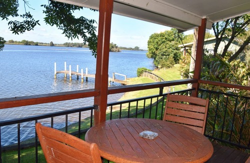 Rainbow Reach Cabin | Coast & Country Cabin 5